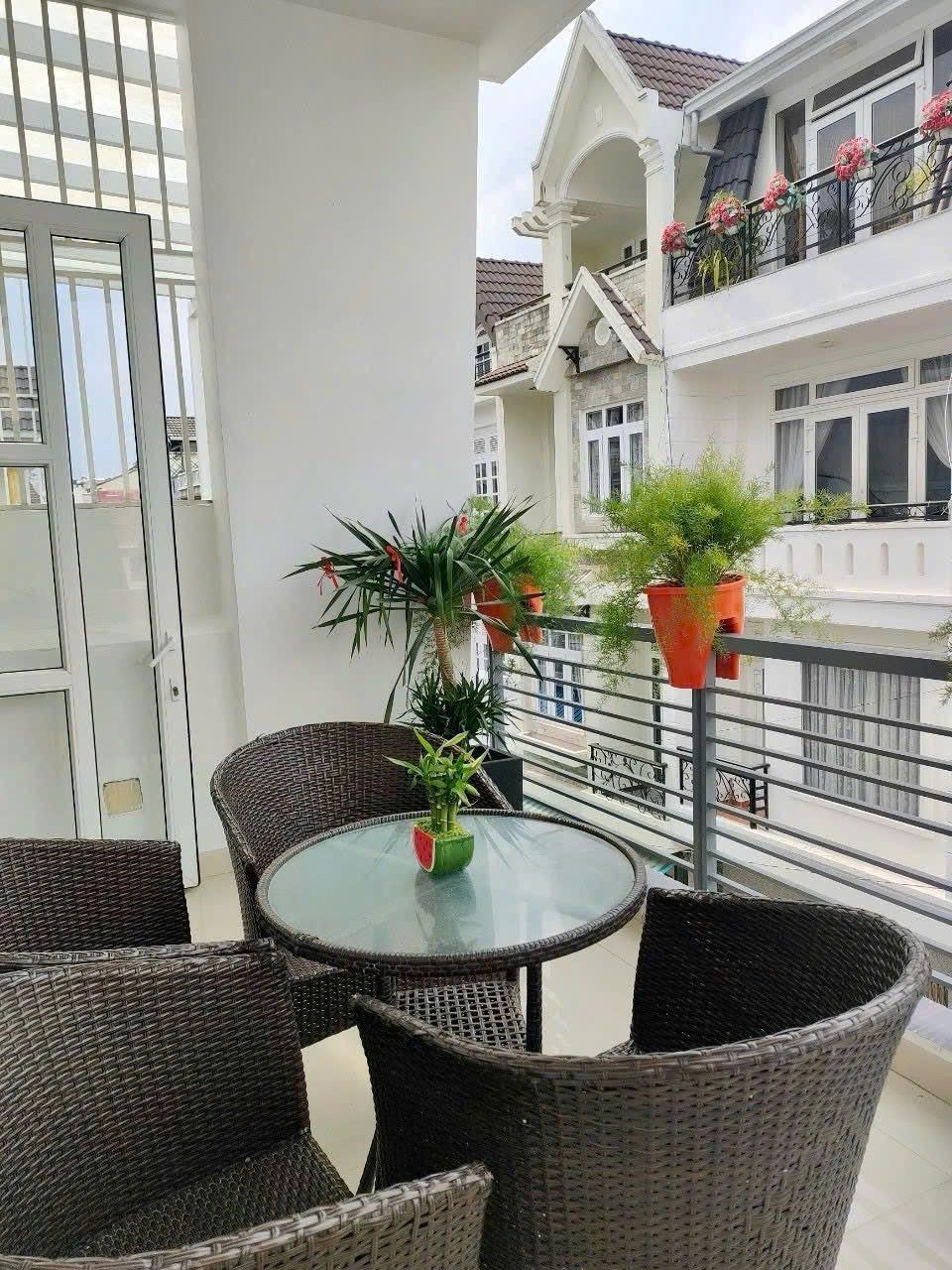 Cho thuê nhà 5 phòng ngủ 18 triệu/tháng Hoàng Diệu phường 5 Đà Lạt