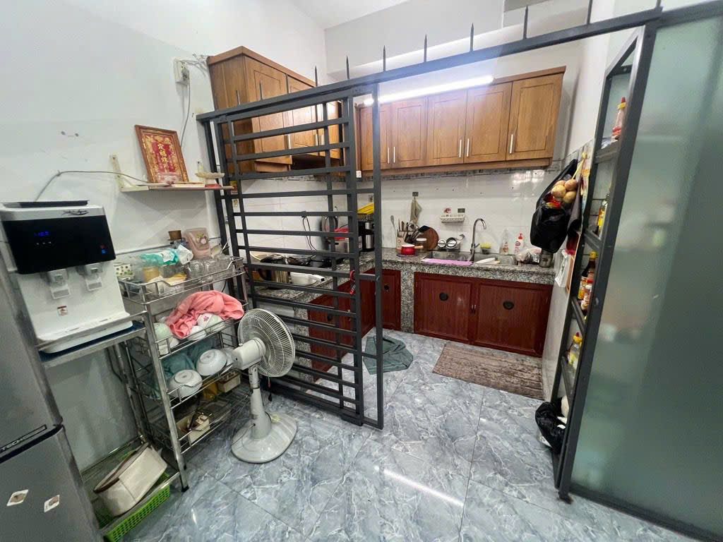 GIÁ 4.x TỶ- HUỲNH TẤN PHÁT- NHÀ MỚI- DT 5 x 15- SHR- HOÀN CÔNG- GẦN HOÀNG QUỐC VIỆT- KDC HIỆN HỮU. 4