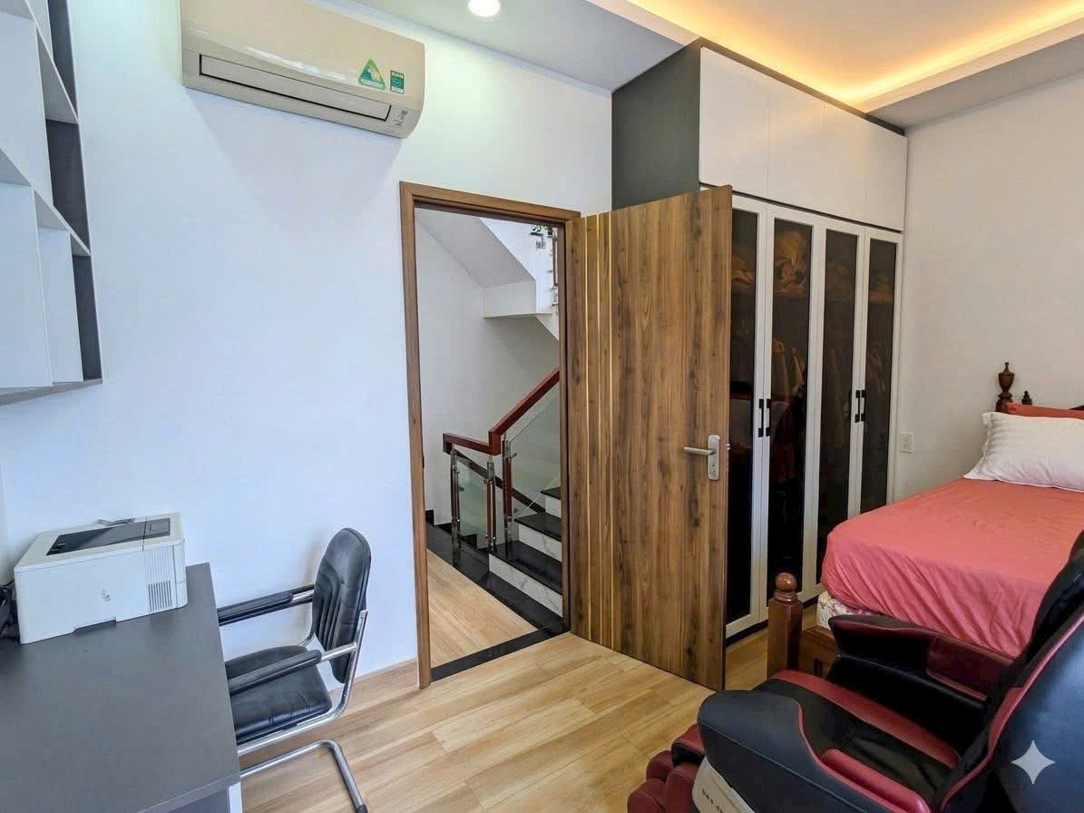 Bán Nhà Mới Đẹp Góc 2 Mặt Tiền Đường Huỳnh Tấn Phát, Quận 7  - 5TỶ8. 2