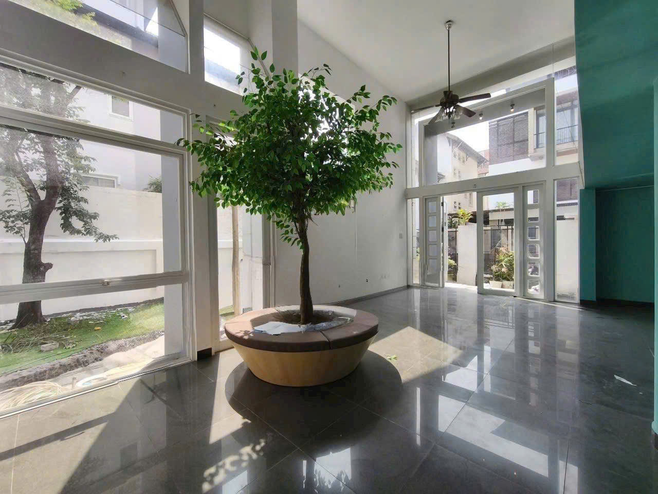 Cho thuê Nhà mặt tiền Phường Thảo Điền, Quận 2, Diện tích 279m², Giá 80 Triệu/tháng 2