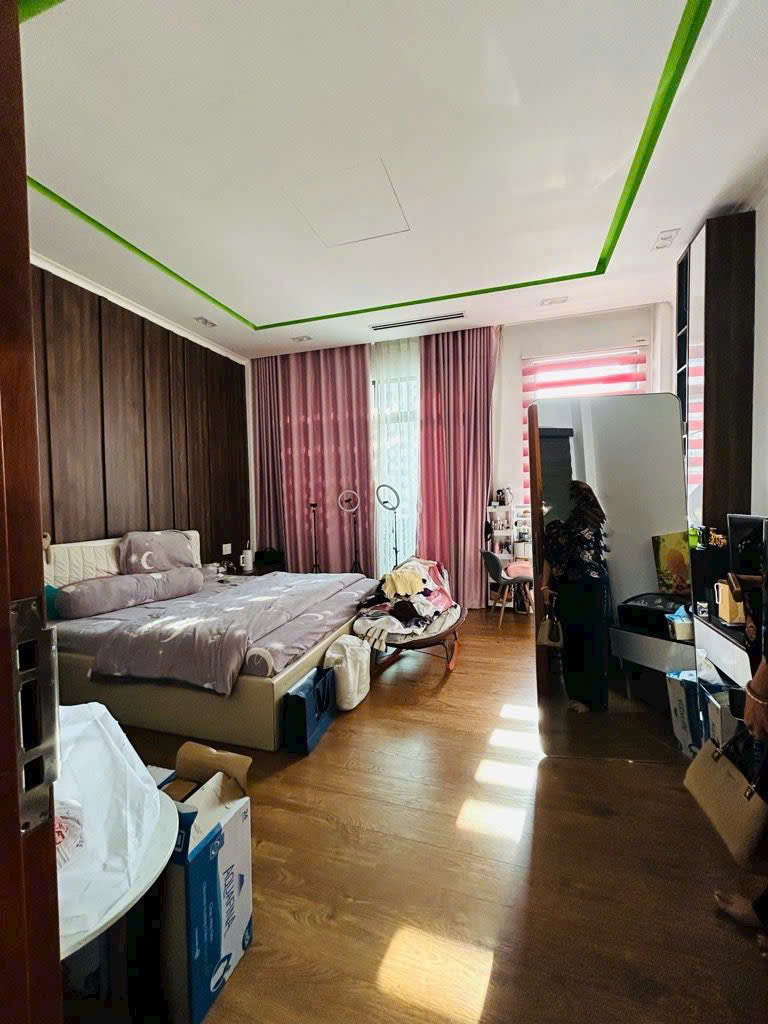 Bán nhà Kiều Đàm Q7, 5x15m, hầm 4 tầng, 4PN 5WC, hẻm 6m, nhỉnh 13 tỷ 4