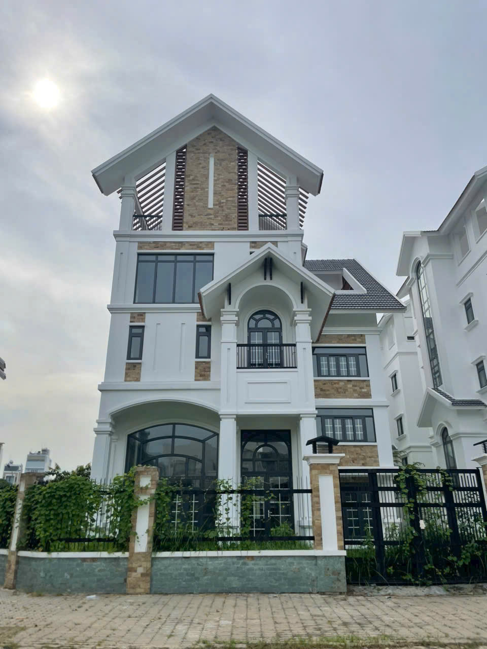 Cần bán Biệt thự Phường Thạnh Mỹ Lợi, Quận 2, Diện tích 355m², Giá 97 Tỷ 4