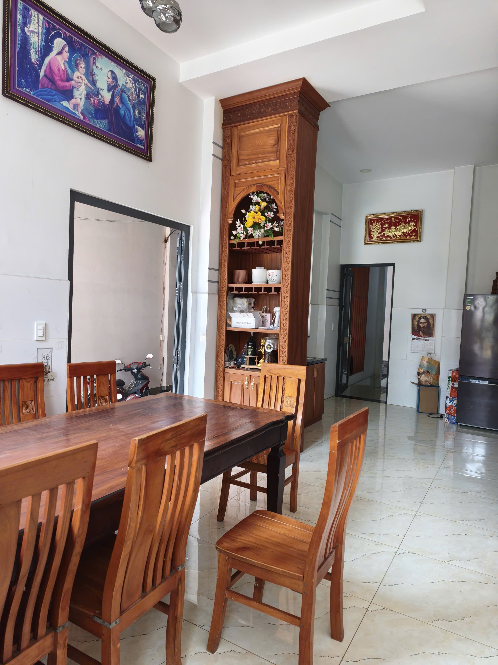 Bán nhà đường 160, Tăng Nhơn Phú A, Q9, Thủ Đức, TP HCM. DT 90m2, sổ hồng. Giá 5.35  tỷ 2