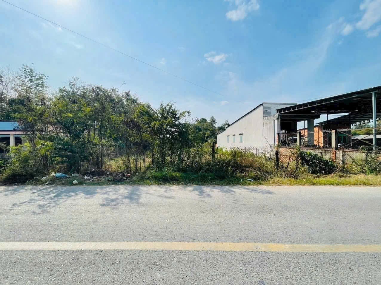 MẶT TIỀN NHỰA AN NHƠN TÂY – NGANG 20M – GIÁ CHỈ 10.5 TỶ VỊ TRÍ ĐẸP 2