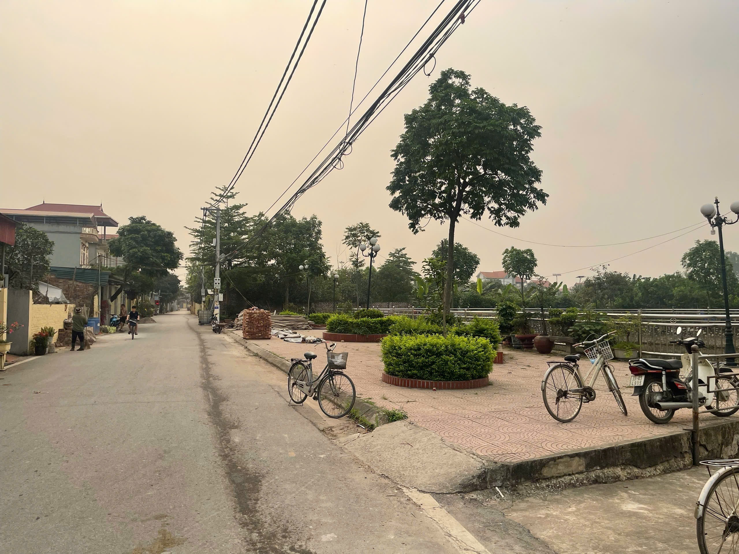 QUÁ HIẾM 95M ĐẤT #THƯỢNG TRÌ - #Ô DIÊN - HÀ NỘI. ĐƯỜNG THÔNG Ô TÔ TẢI NGỦ TRONG NHÀ 2