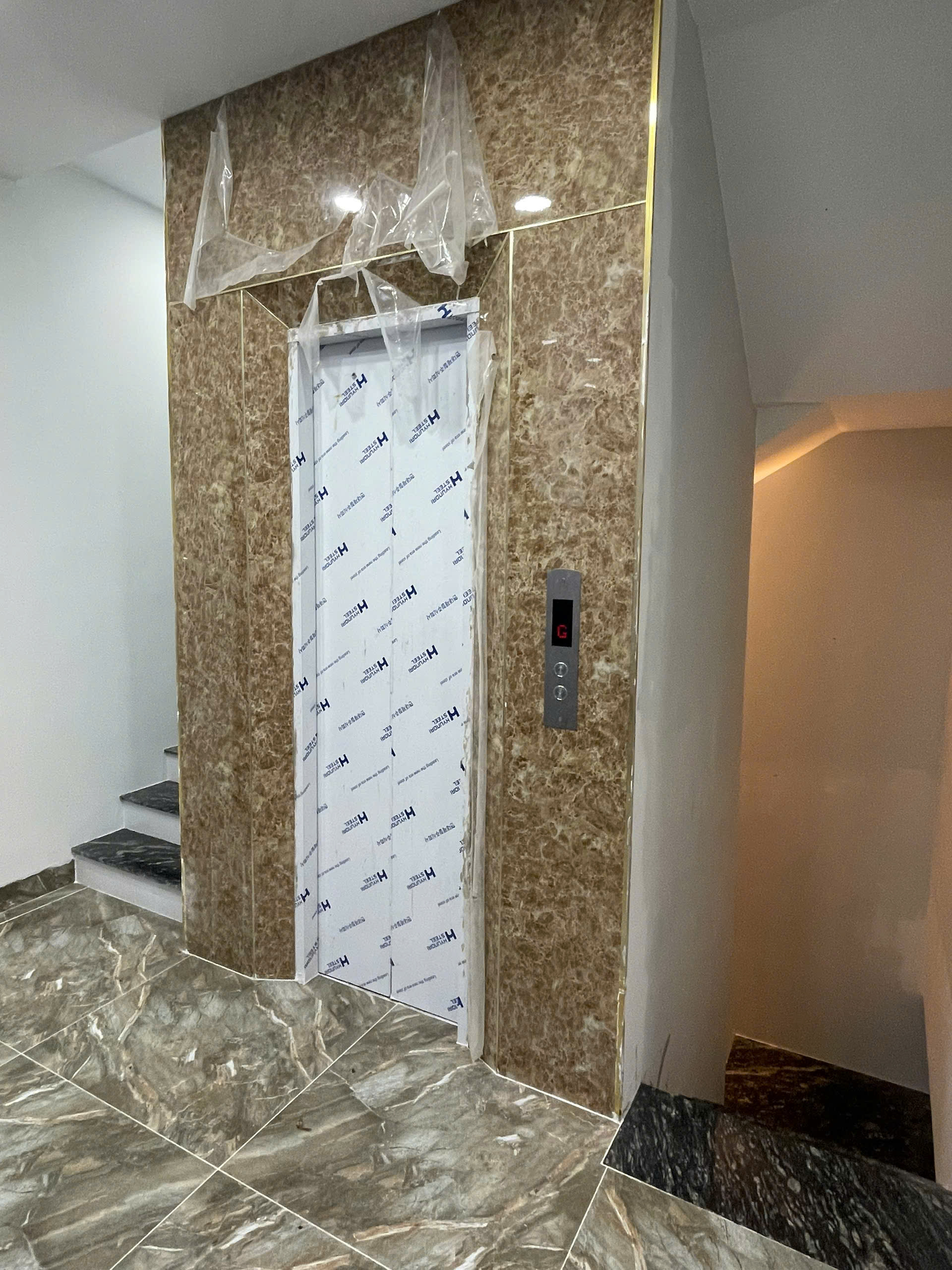 Cần bán Nhà mặt tiền Phường Phú Thuận, Quận 7, Diện tích 119m², Giá 019 Tỷ 4