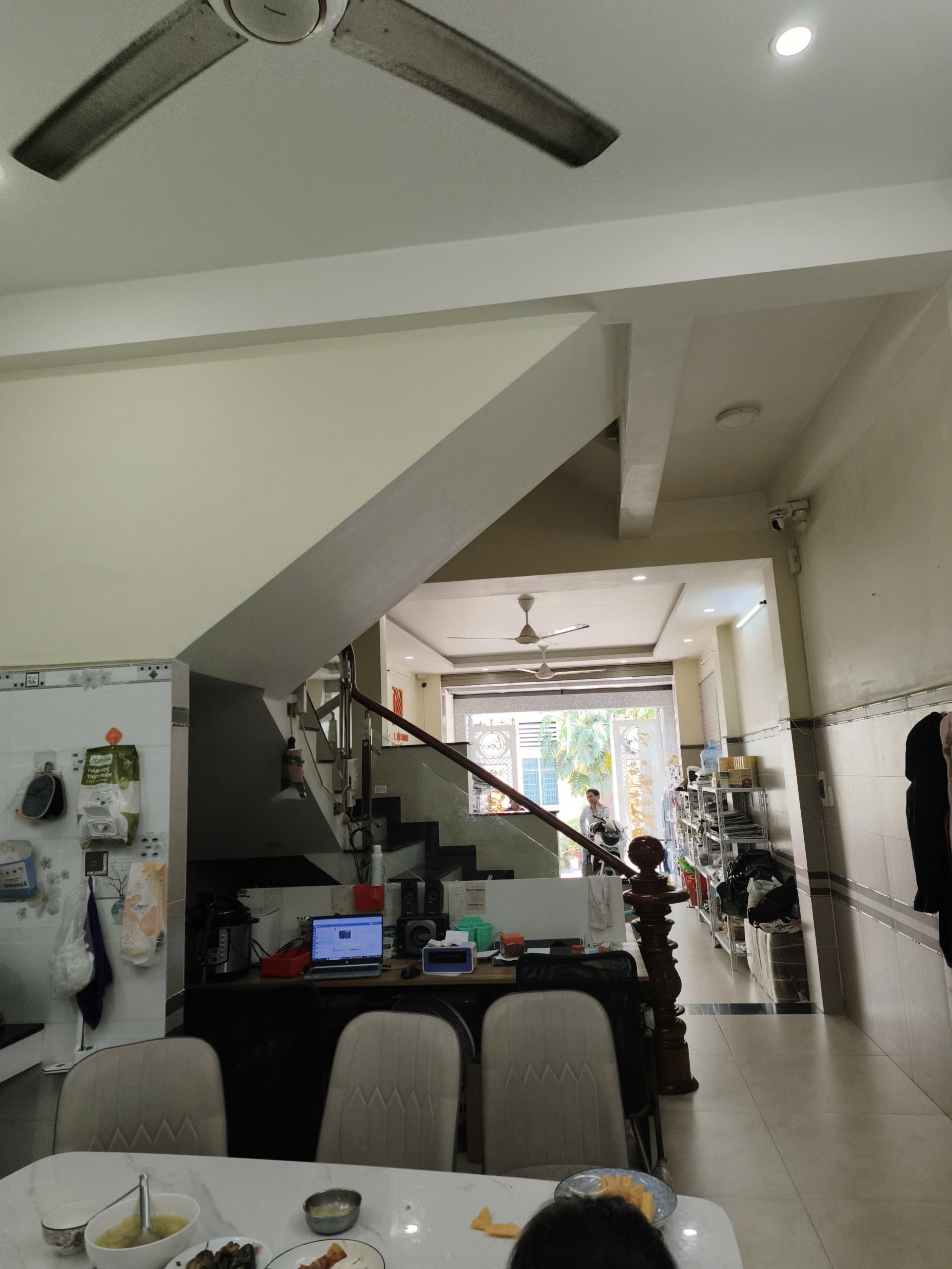 Bán nhà 3 tầng đường số 16 Linh Trung, Thủ Đức, TP HCM. DT  74m2, 4PN, SH, 9.2 tỷ - 0933125879 2