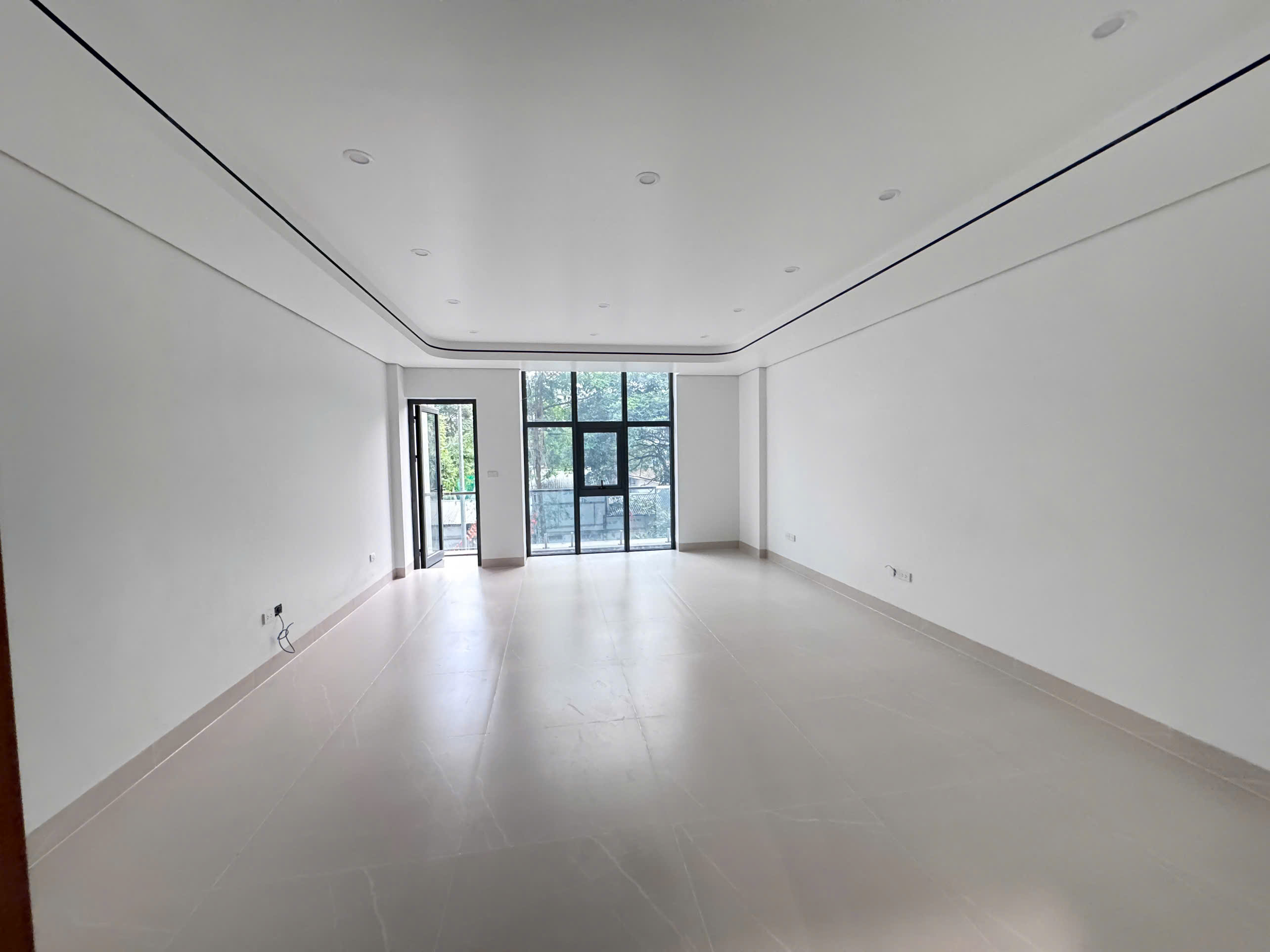 Cho Thuê Tầng 1 + 2 Liền Kề B1.1 – Chung Cư Thanh Hà 4