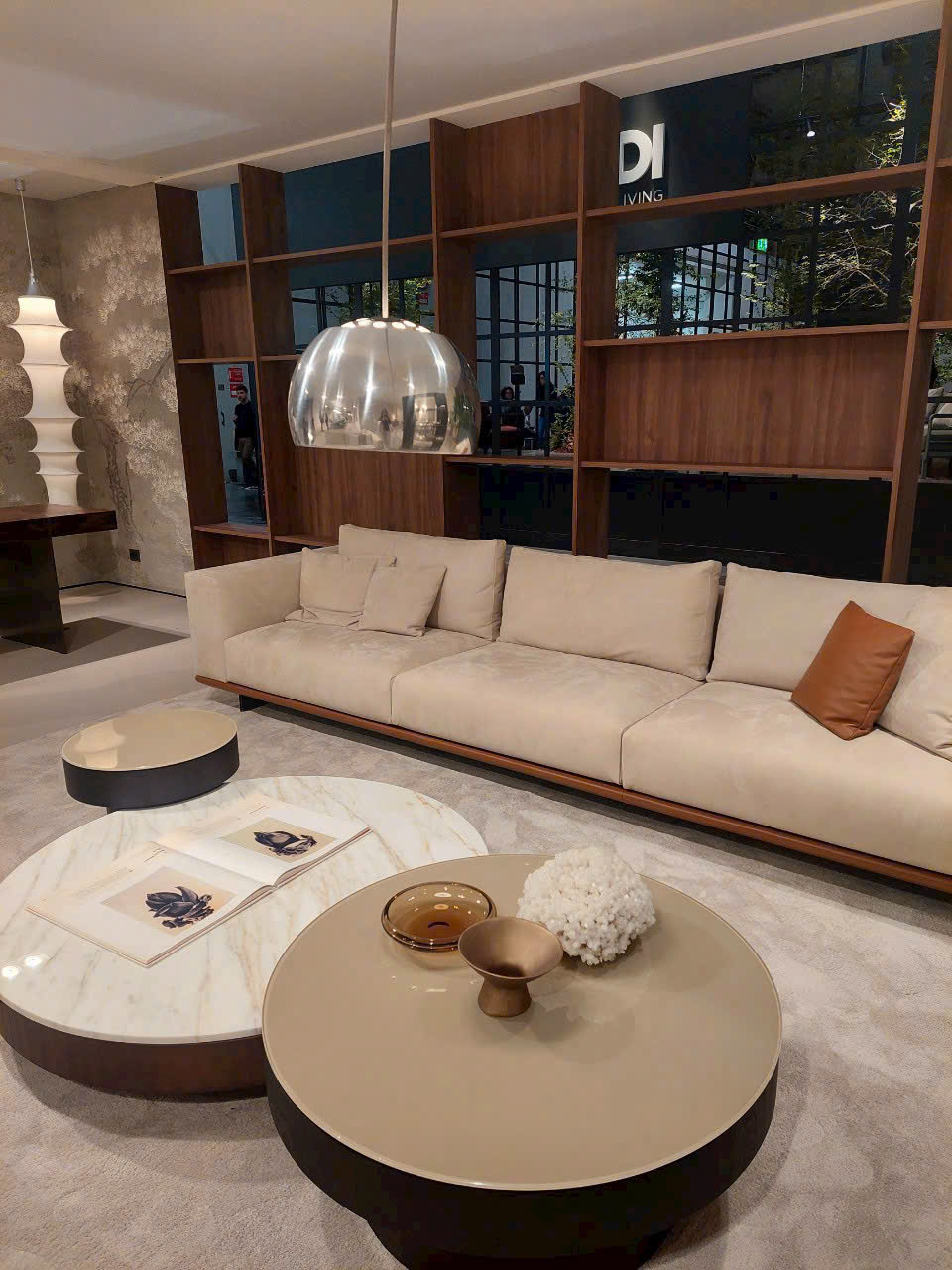 Cho thuê Biệt thự Quận 2, Hồ Chí Minh, Diện tích 600m², Giá 200 Triệu/tháng