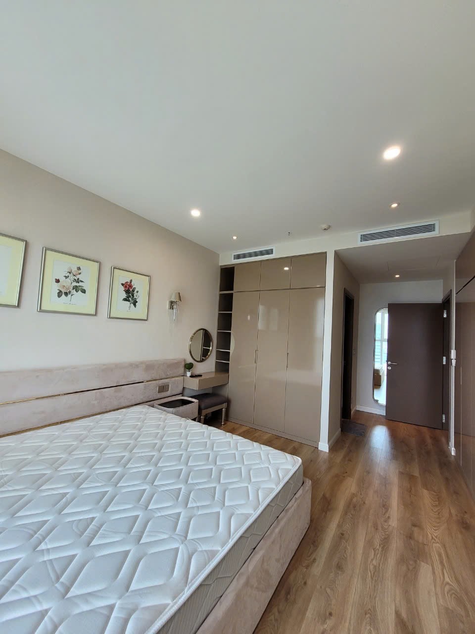 Cần bán Căn hộ chung cư Phường Thủ Thiêm, Quận 2, Diện tích 197m², Giá 32 Tỷ 3