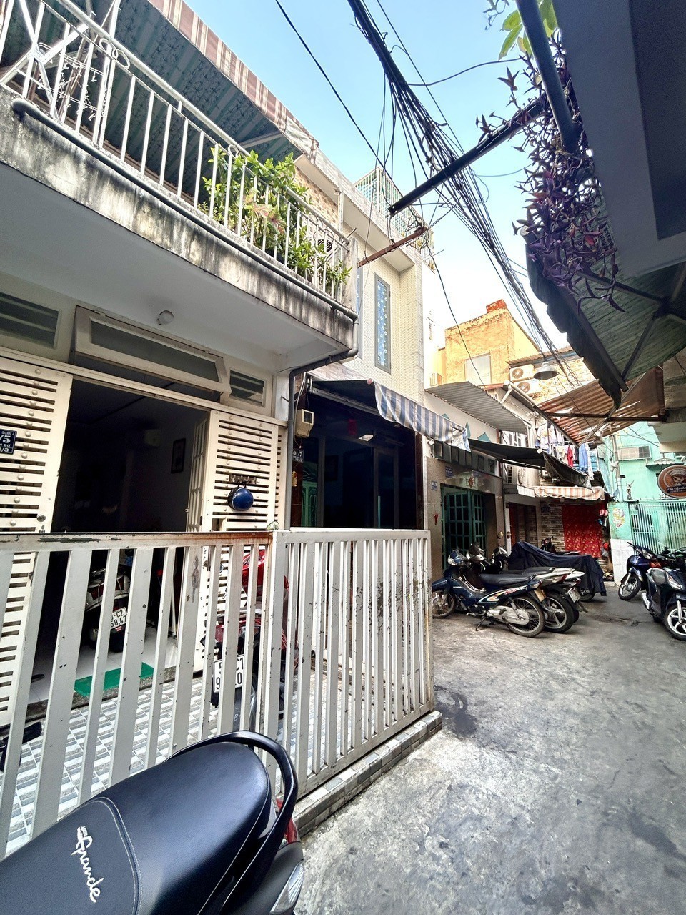 BÁN NHÀ Đ.ĐOÀN VĂN BƠ- NGANG 3.6M VUÔNG VỨC ĐẸP- CHỈ 3.98Đ- LƯU THÔNG XÓM CHIẾU- TÔN ĐẢN- NGUYỄN 2