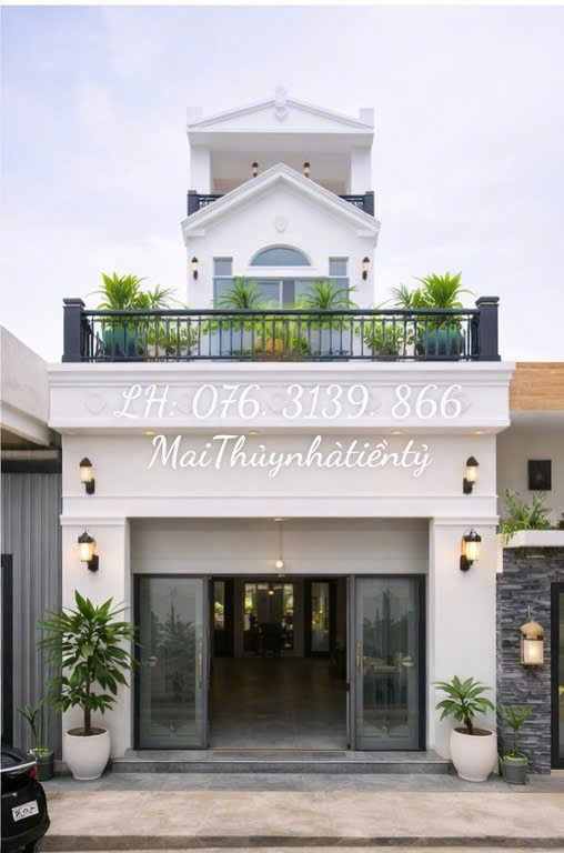 GIÁ 7. x TỶ- HTP- GẦN PHÚ MỸ HƯNG- NHÀ MỚI 4T- DT 4.8 x 23- DÂN TRÍ- HOÀN CÔNG.