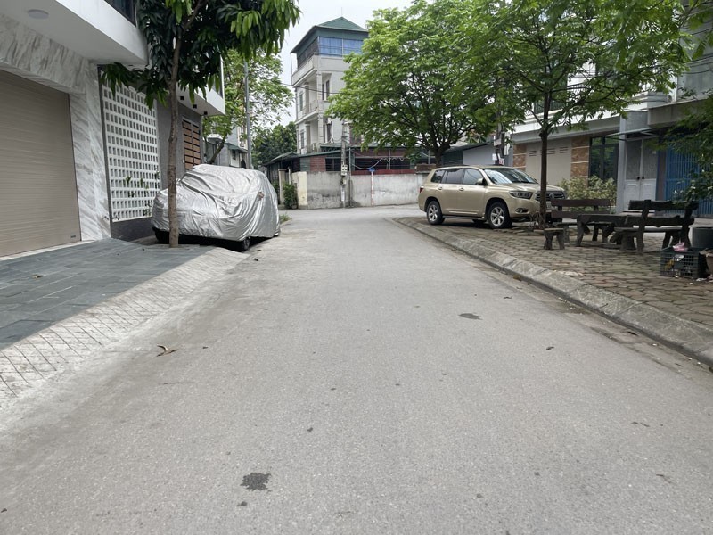 Cần bán 50,78m2 lô góc 3 mặt thoáng ngõ 94/89 Thượng Thanh. Cạnh trường cấp 1 2 3 & Chợ