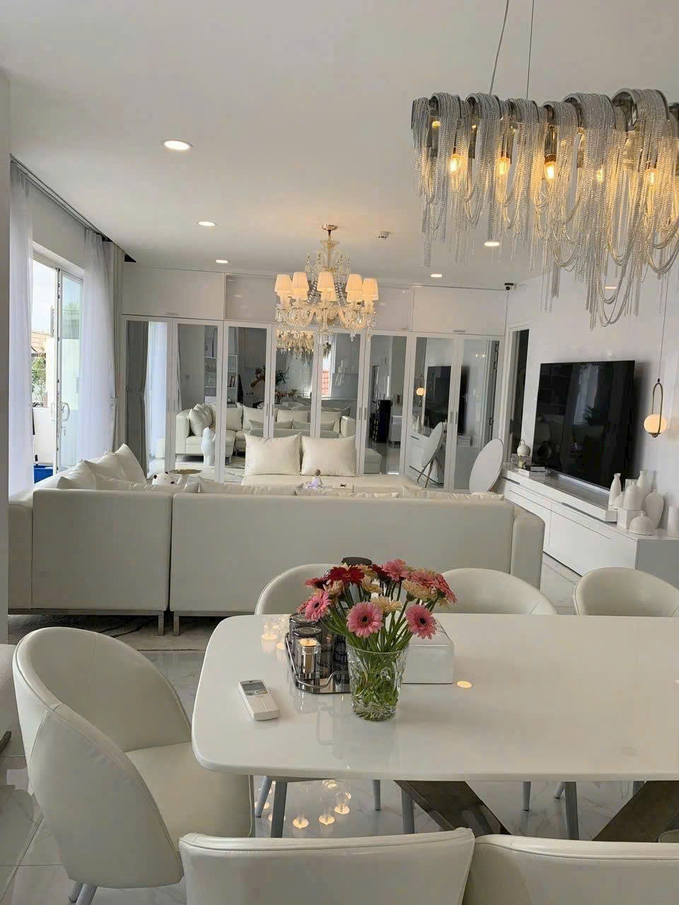 Cho thuê Nhà mặt tiền Phường An Khánh, Quận 2, Diện tích 320m², Giá Thương lượng 2