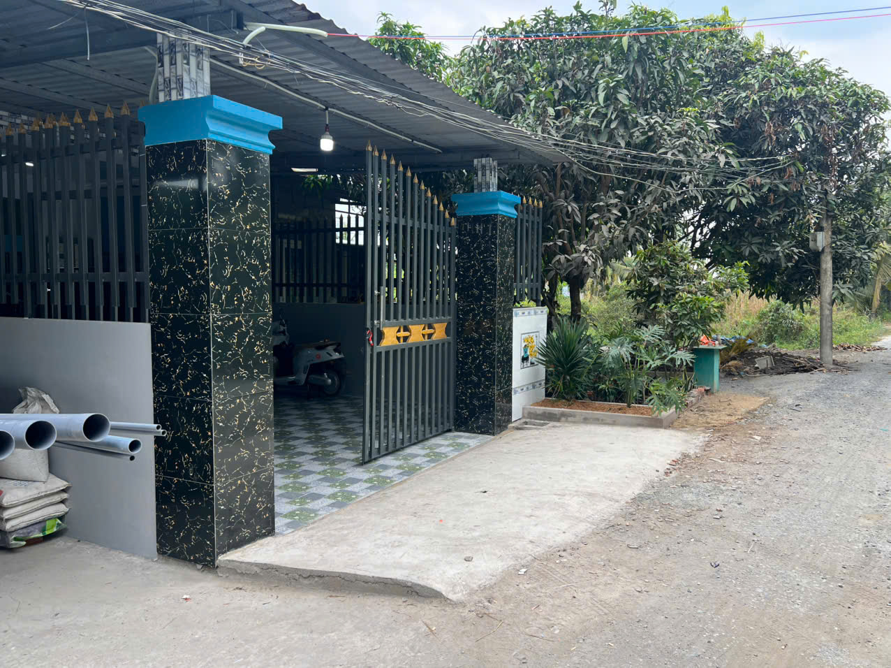 Bán nhà view sông có chòi thủy tạ xã Bình Đức dt 131,5m2 , 2pn, 2wc giá 1,15 tỷ 2