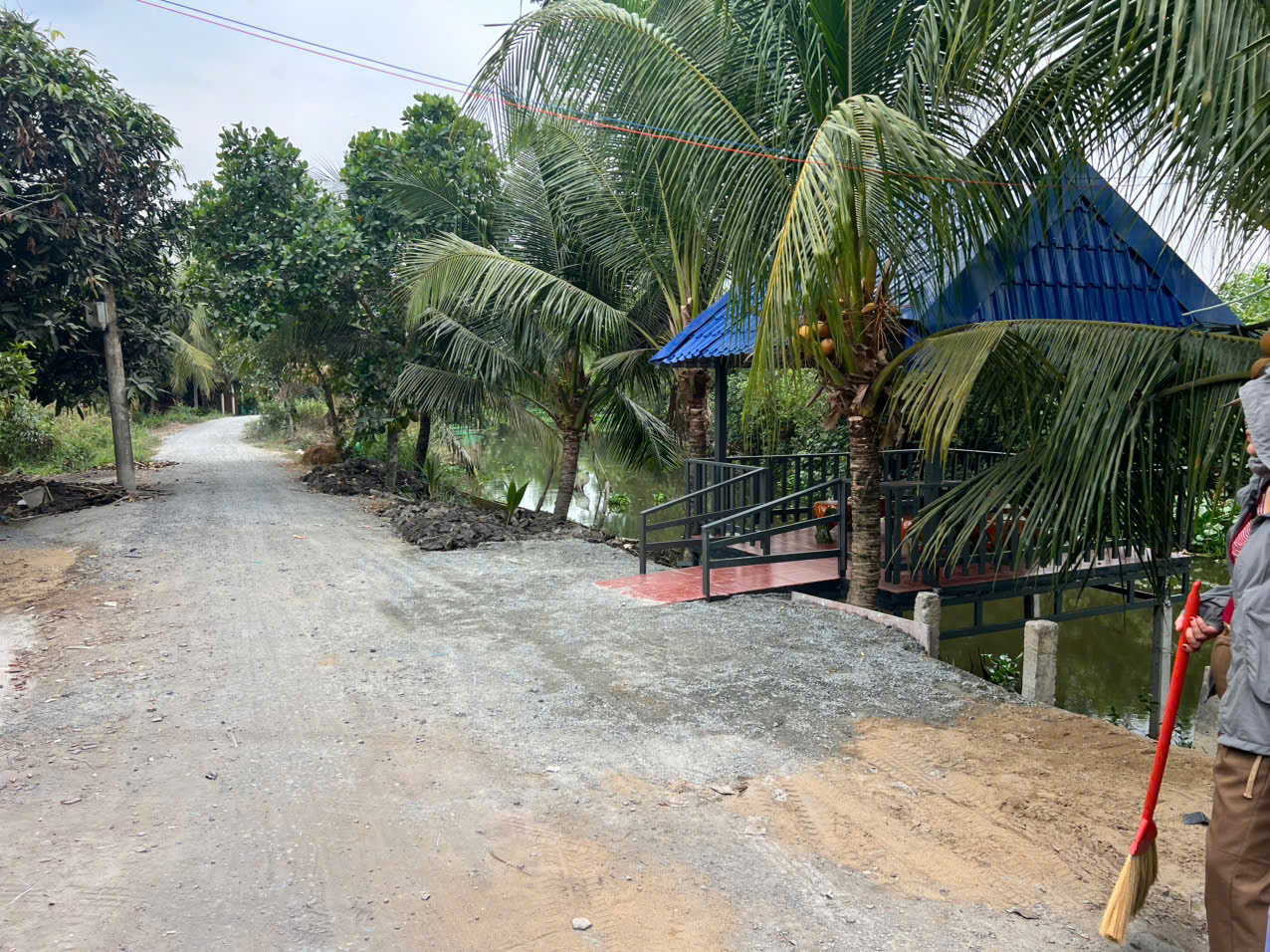 Bán nhà view sông có chòi thủy tạ xã Bình Đức dt 131,5m2 , 2pn, 2wc giá 1,15 tỷ 5