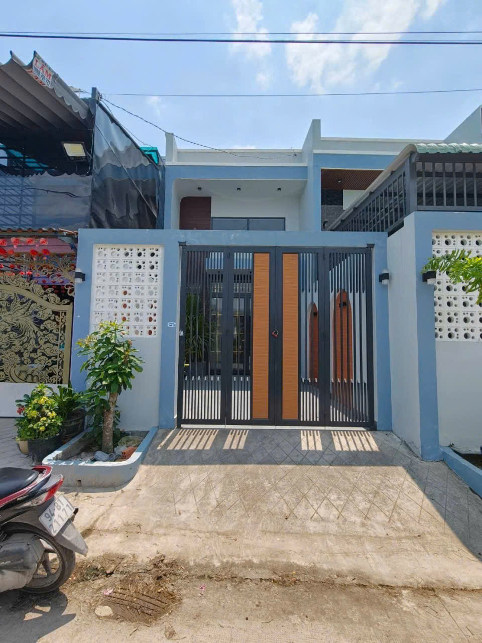 Bán nhà mới xây mt đường Tư Kep, xã Phước Lợi dt 101m2 , 1 lửng , 3pn , 2wc giá 2,05 tỷ