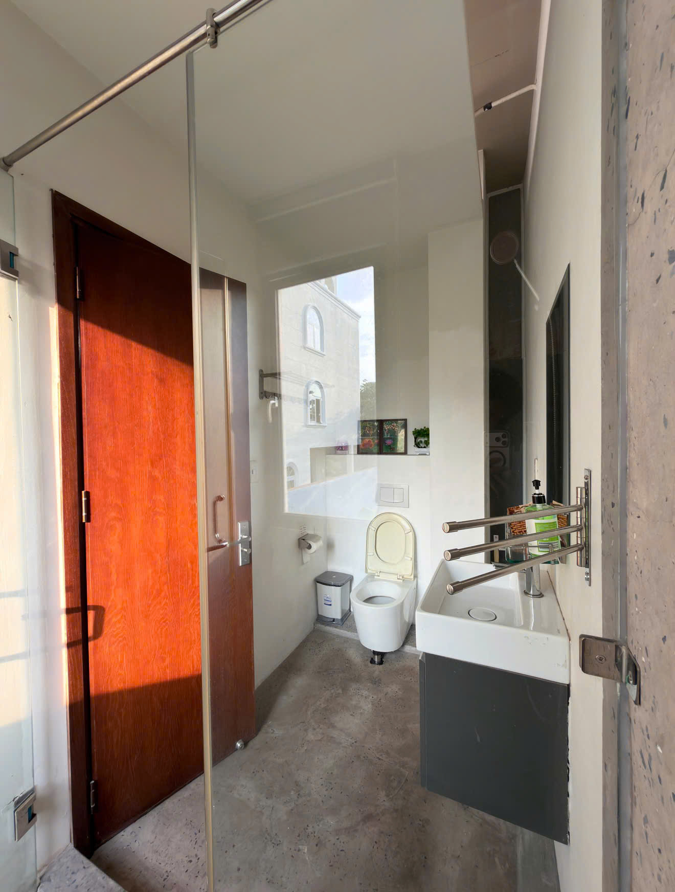 Cho thuê Biệt thự Phường Tân Phú, Quận 7, Diện tích 200m², Giá Thương lượng 10