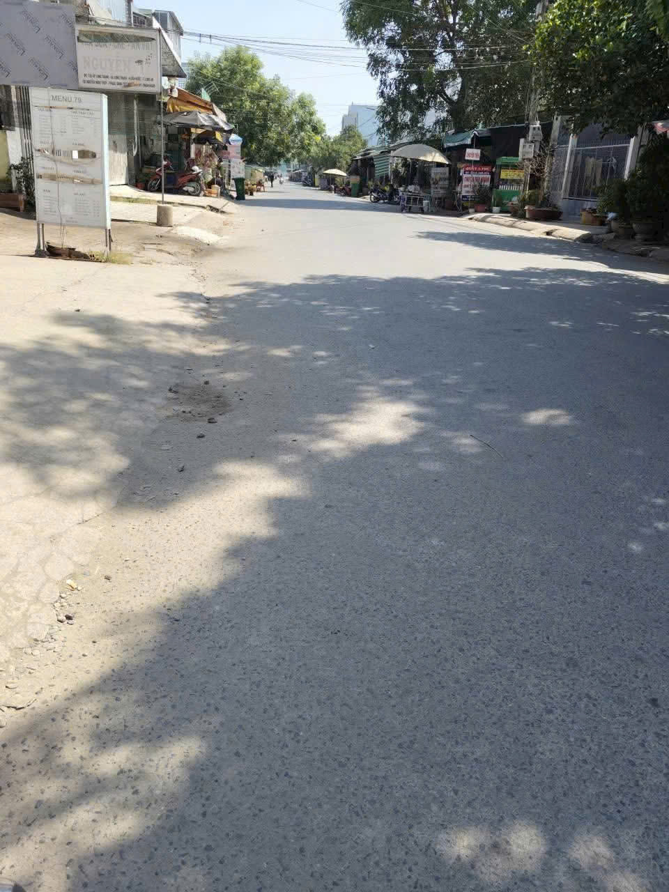 Bán dãy trọ 10 phòng đang cho thuê full trong kdc Trung Thành dt 202m2 full thổ giá 3,95 tỷ 2