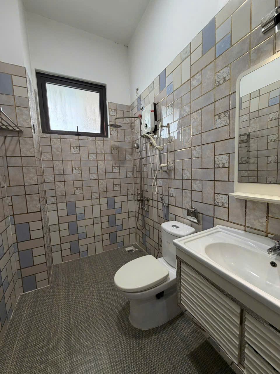 Cho thuê nhà 20 triệu/tháng Kim Đồng phường 6 Đà Lạt 5