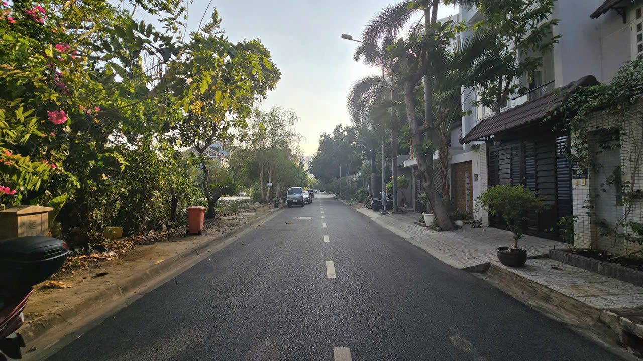 Cho thuê Nhà mặt tiền Phường An Phú, Quận 2, Diện tích 108m², Giá 36 Triệu/tháng