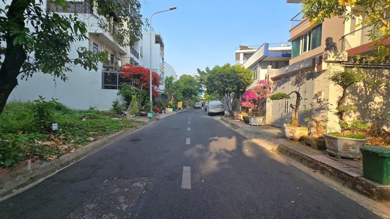 Cho thuê Nhà mặt tiền Phường An Phú, Quận 2, Diện tích 108m², Giá 36 Triệu/tháng 2