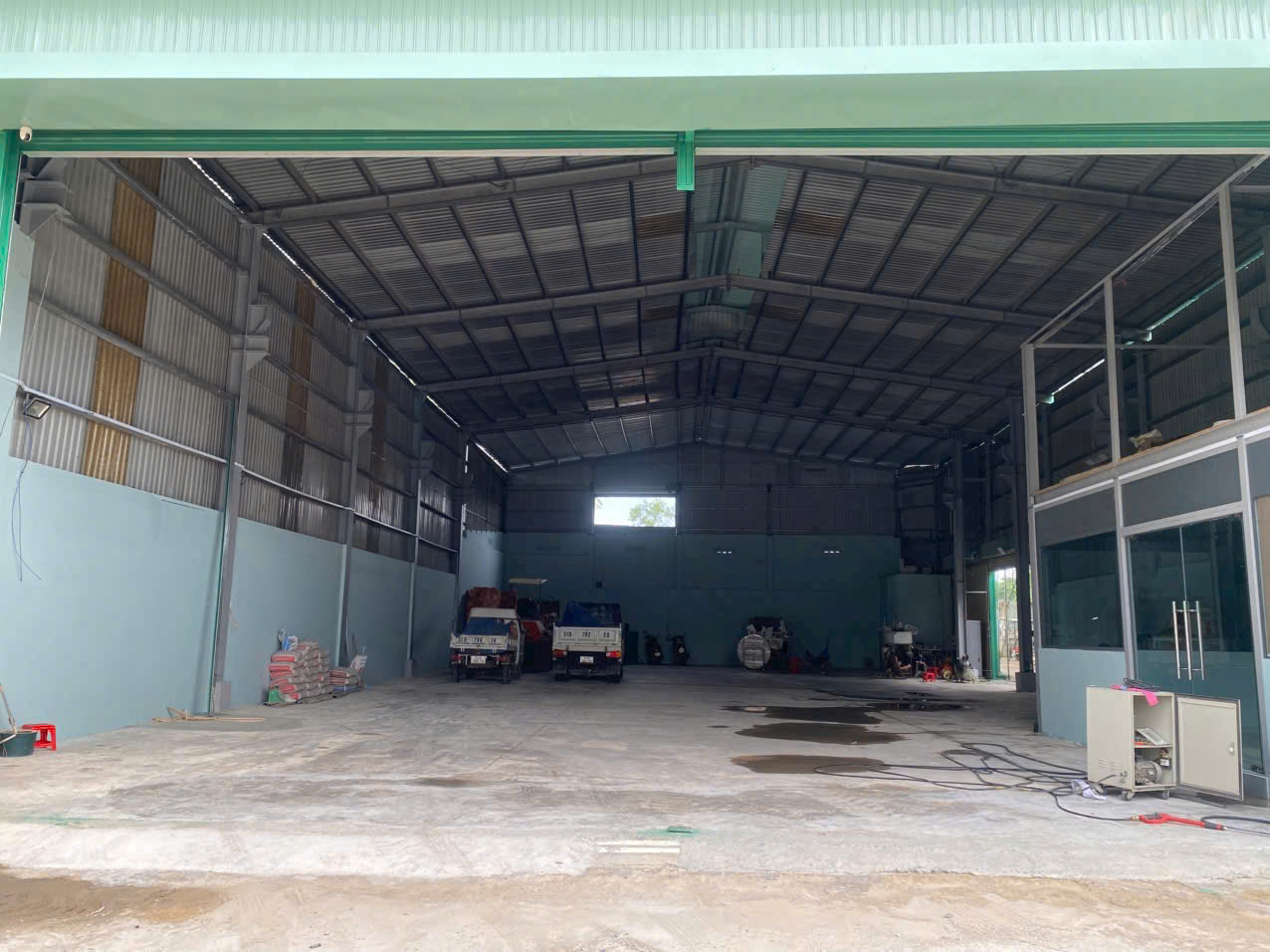 Cho thuê Kho - Nhà xưởng Phường Phú Hữu, Quận 9, Diện tích 800m², Giá 100 Triệu/tháng 2