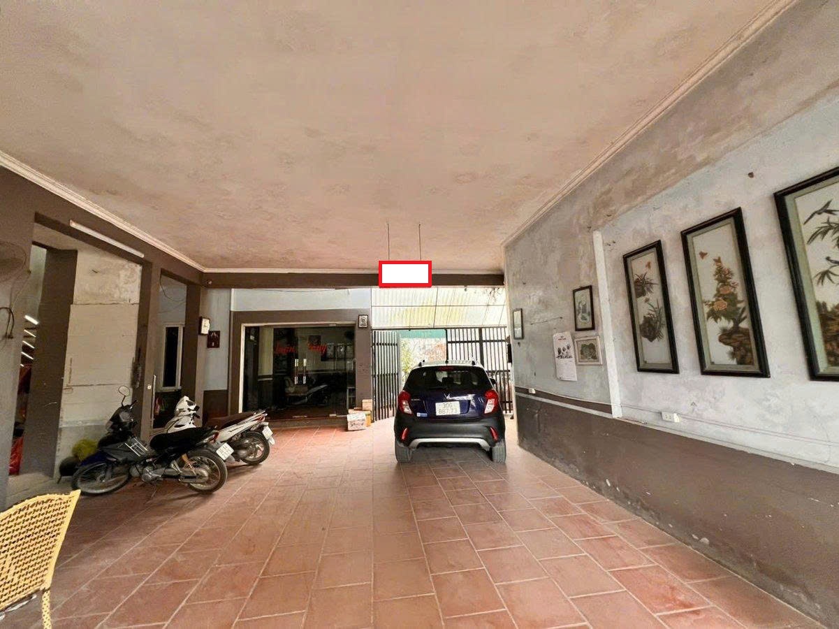 Hiếm nhà 3 tầng mặt phố Ngô Quyền, 460m2, mặt tiền rộng 7m, vị trí đẹp, kinh doanh, giá 137 tỷ