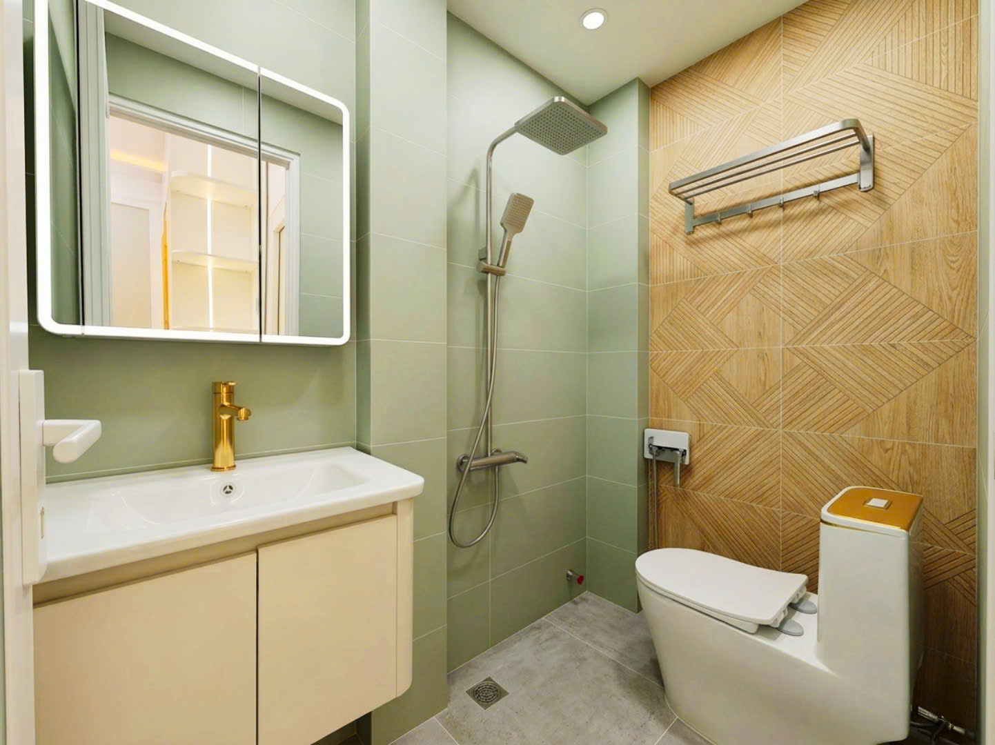 GIÁ 10. x TỶ- QUẬN 7- SÁT PHÚ MỸ HƯNG- NHÀ MỚI 4 TẦNG- DT 60M2- MẶT TIỀN ĐƯỜNG XE TẢI 5