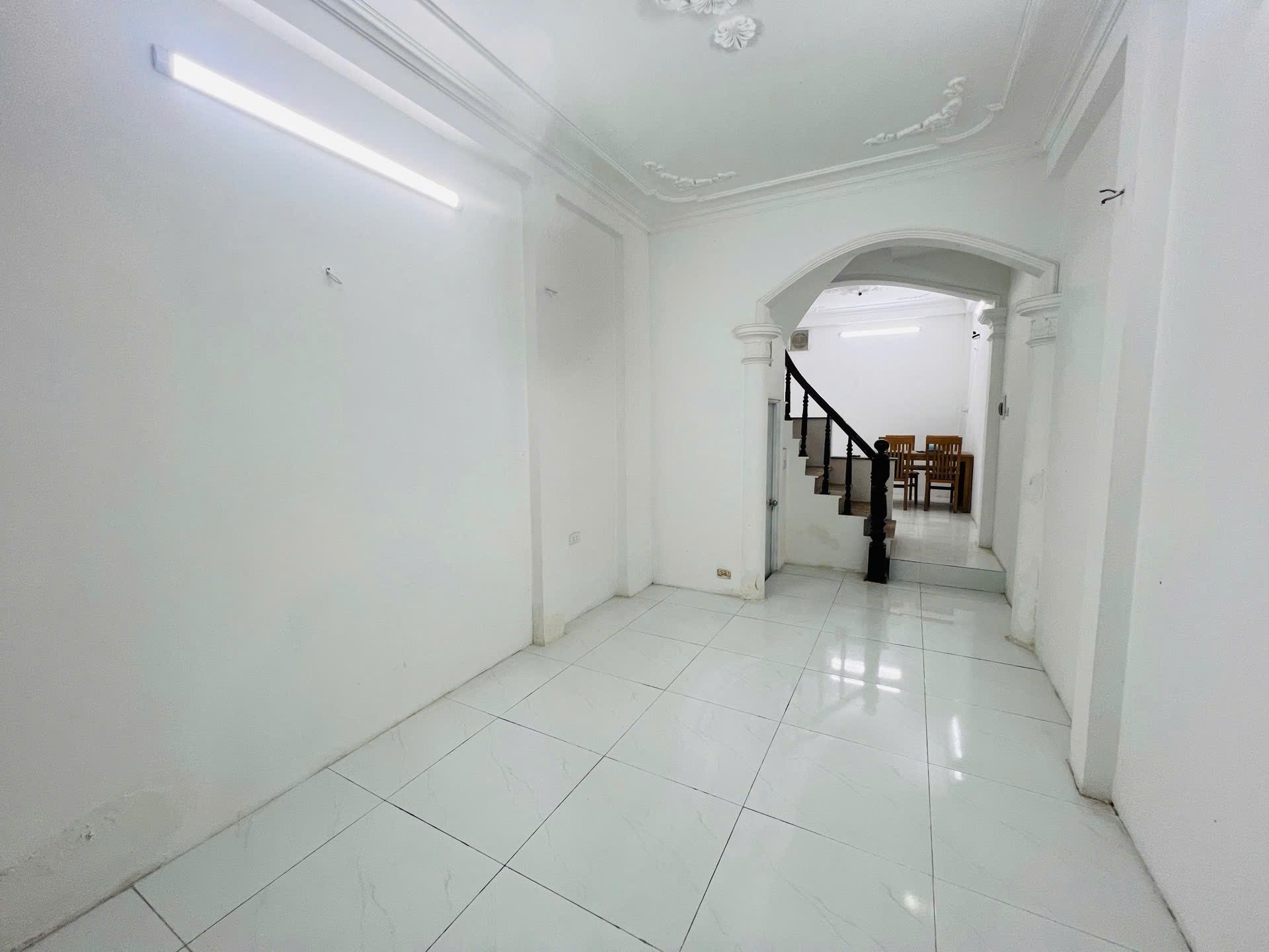 B.Á.N NHÀ QUAN NHÂN – TRUNG TÂM TIỆN ÍCH – GẦN CHỢ