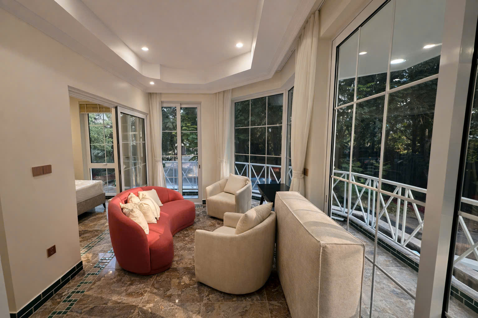 Cho thuê Biệt thự Quận 9, Hồ Chí Minh, Diện tích 300m², Giá Thương lượng 4