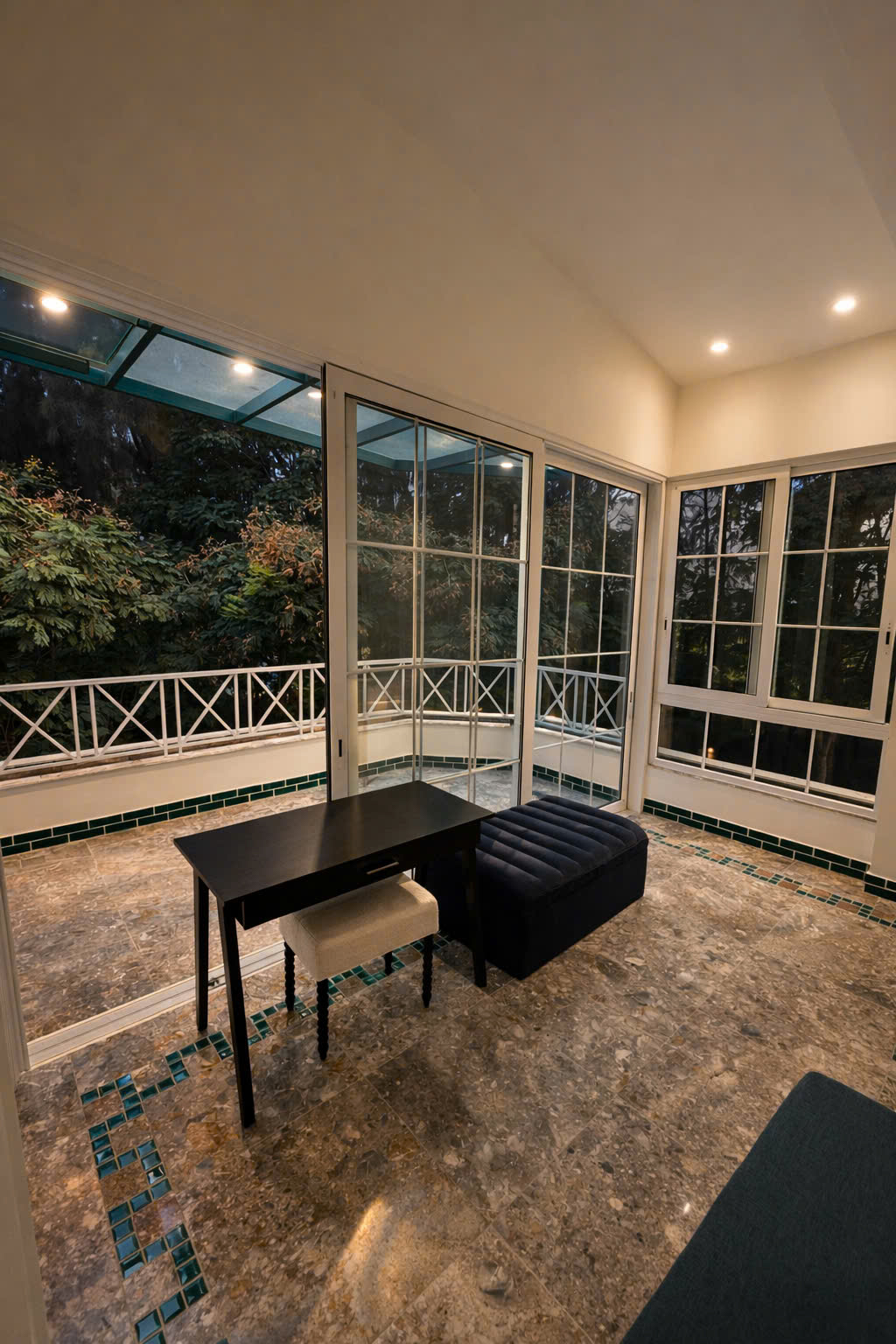 Cho thuê Biệt thự Quận 9, Hồ Chí Minh, Diện tích 300m², Giá Thương lượng 15