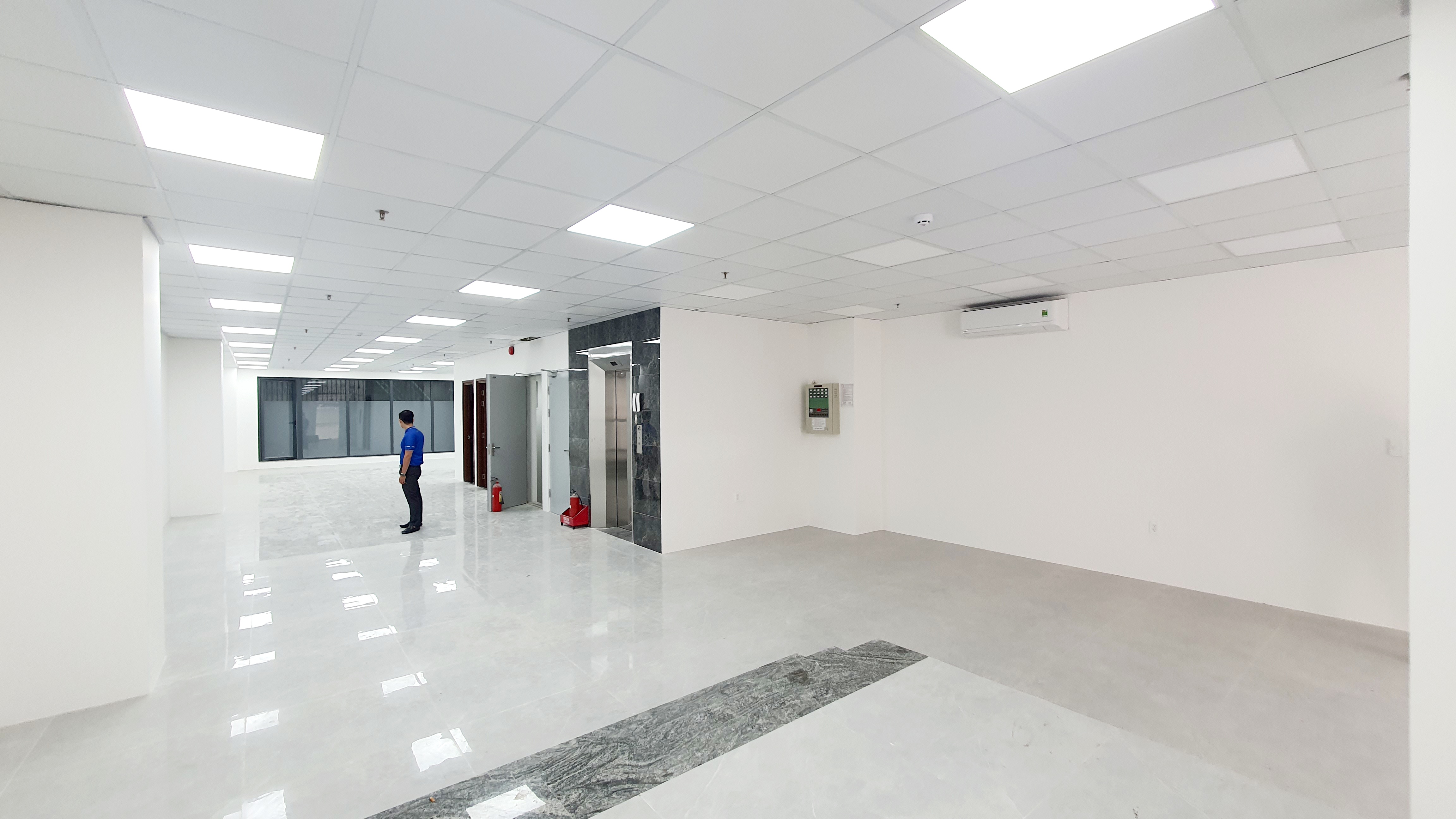 Cho thuê Văn phòng Tân Bình, Hồ Chí Minh, Diện tích 1100m², Giá 290 Triệu/tháng 3