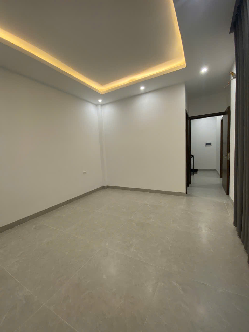 THƯỢNG THANH – NHÀ MỚI 4 TẦNG – 4 NGỦ KHÉP KÍN MỖI TẦNG – GIÁ 8.9 TỶ LONG BIÊN 5