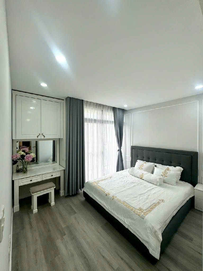 SIÊU PHẨM CĂN HỘ PHÚ MỸ HƯNG – ĐỐI DIỆN TRƯỜNG ĐINH THIỆN LÝ – DT 95M2 - GIÁ 9. x TỶ. 4