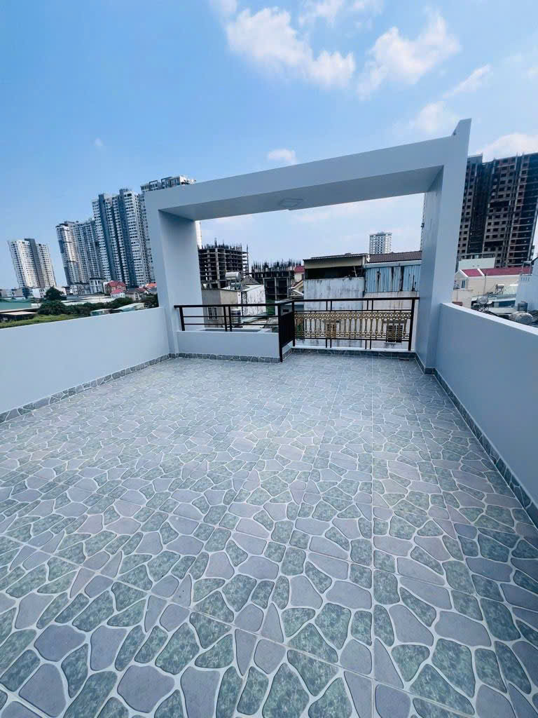 SIÊU PHẨM QUẬN 7- NHÀ MỚI 4 TẦNG – SÁT VÁCH PHÚ MỸ HƯNG – GIÁ CHỈ 6. X TỶ - DT GẦN 60M2. 5