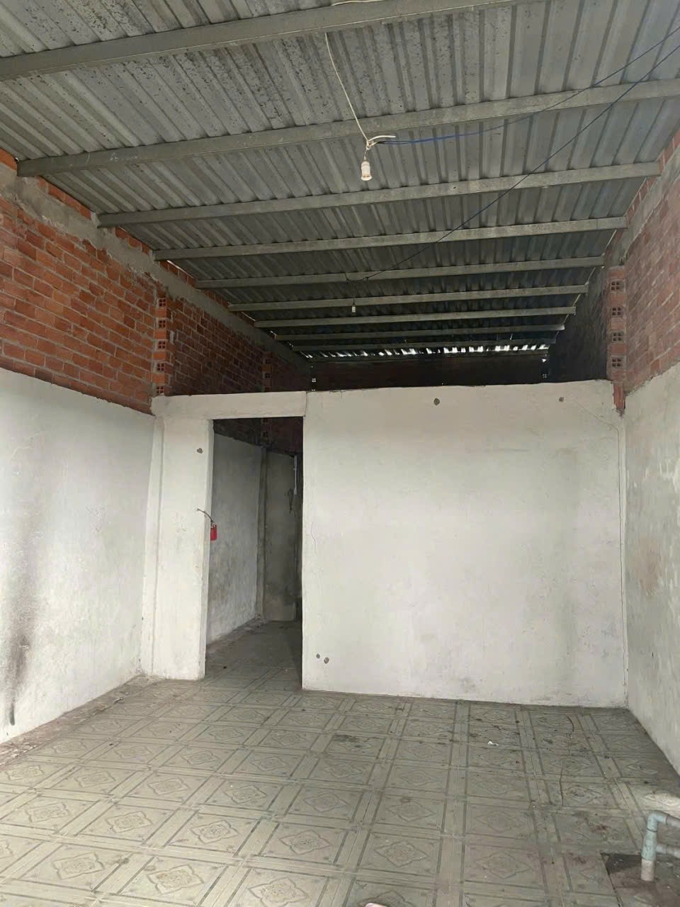 Bán nhà cấp 4 đường beton oto ấp Rừng Sến, Mỹ Hạnh Bắc dt 77m2 giá 879 triệu 2