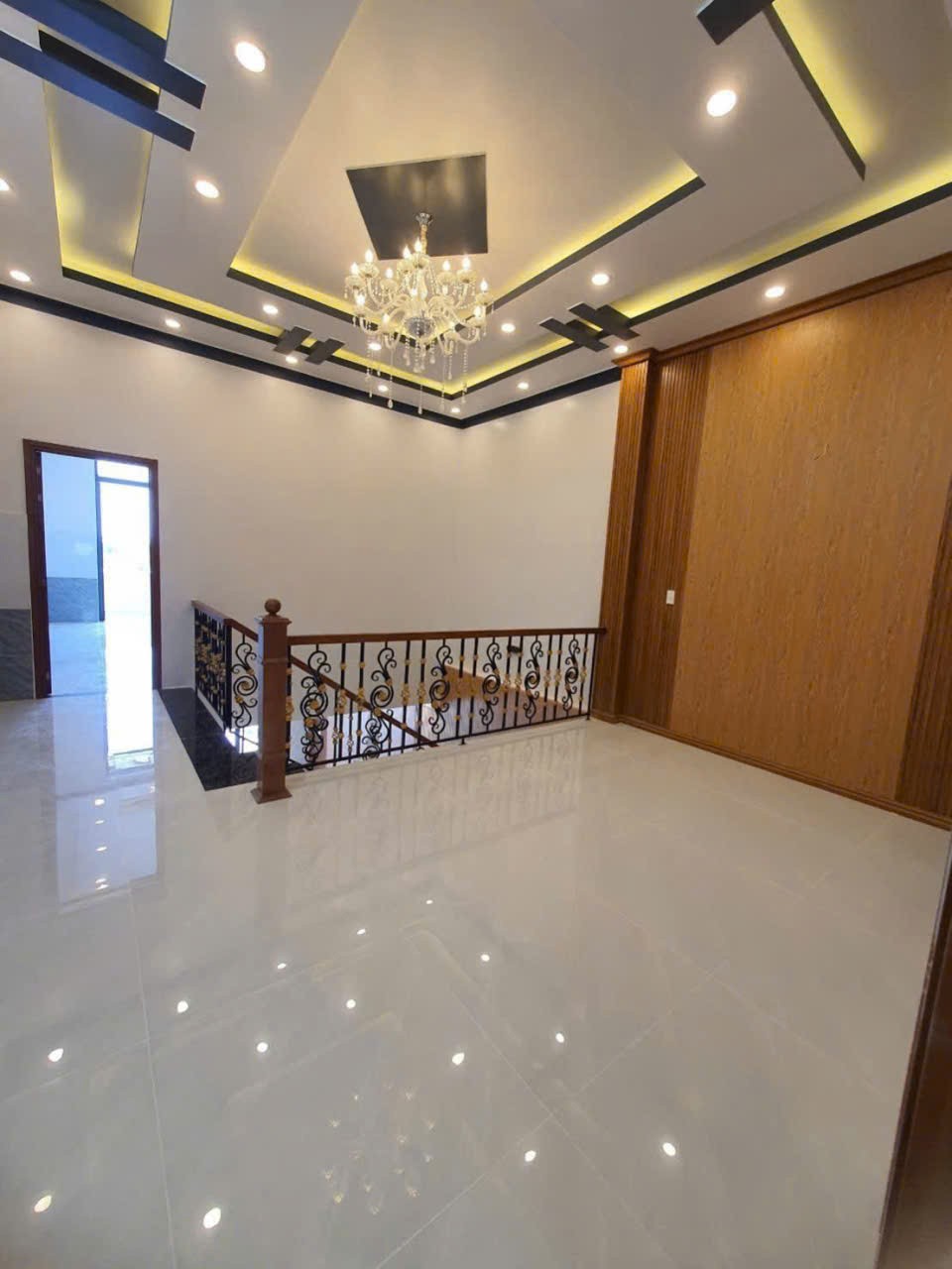 Bán nhà mới xây đường beton oto xã Đức Hòa Hạ dt 125m2 1 lầu 3pn,3wc giá 2,95 tỷ 12