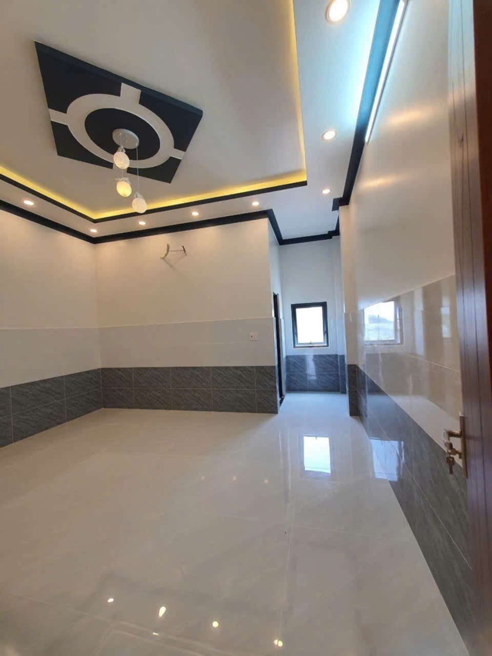 Bán nhà mới xây đường beton oto xã Đức Hòa Hạ dt 125m2 1 lầu 3pn,3wc giá 2,95 tỷ 13