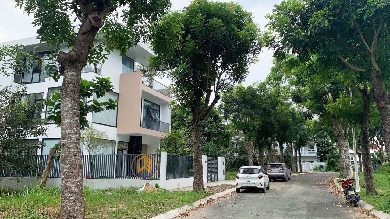 Cần bán Biệt thự Quận 9, Hồ Chí Minh, Diện tích 276m², Giá 18 Tỷ 5