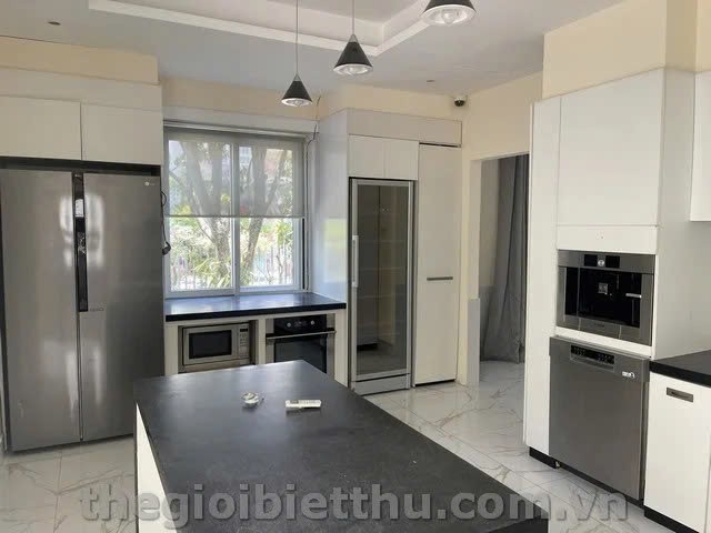 Cho thuê Biệt thự Quận 2, Hồ Chí Minh, Diện tích 350m², Giá Thương lượng 9