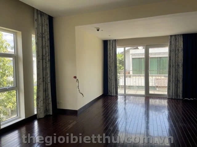 Cho thuê Biệt thự Quận 2, Hồ Chí Minh, Diện tích 350m², Giá Thương lượng 6