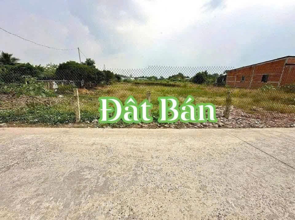 Bán 2 nền thổ cư liền kề đường beton xe tải xã Bình Đức, Bến Lức dt 125m2 giá 750 triệu / nền 3