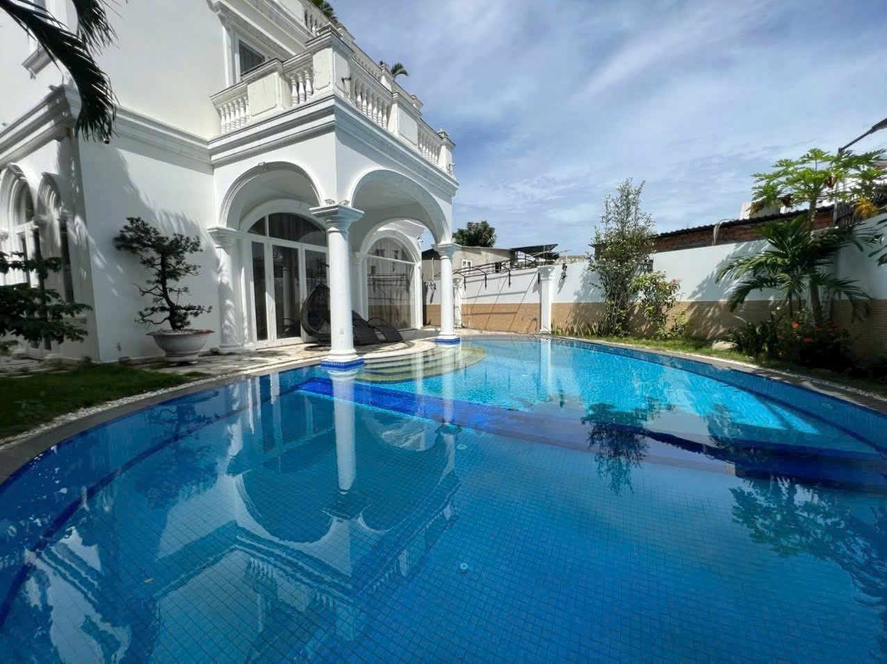 Cần bán Biệt thự Quận 7, Hồ Chí Minh, Diện tích 600m², Giá 080 Tỷ 7