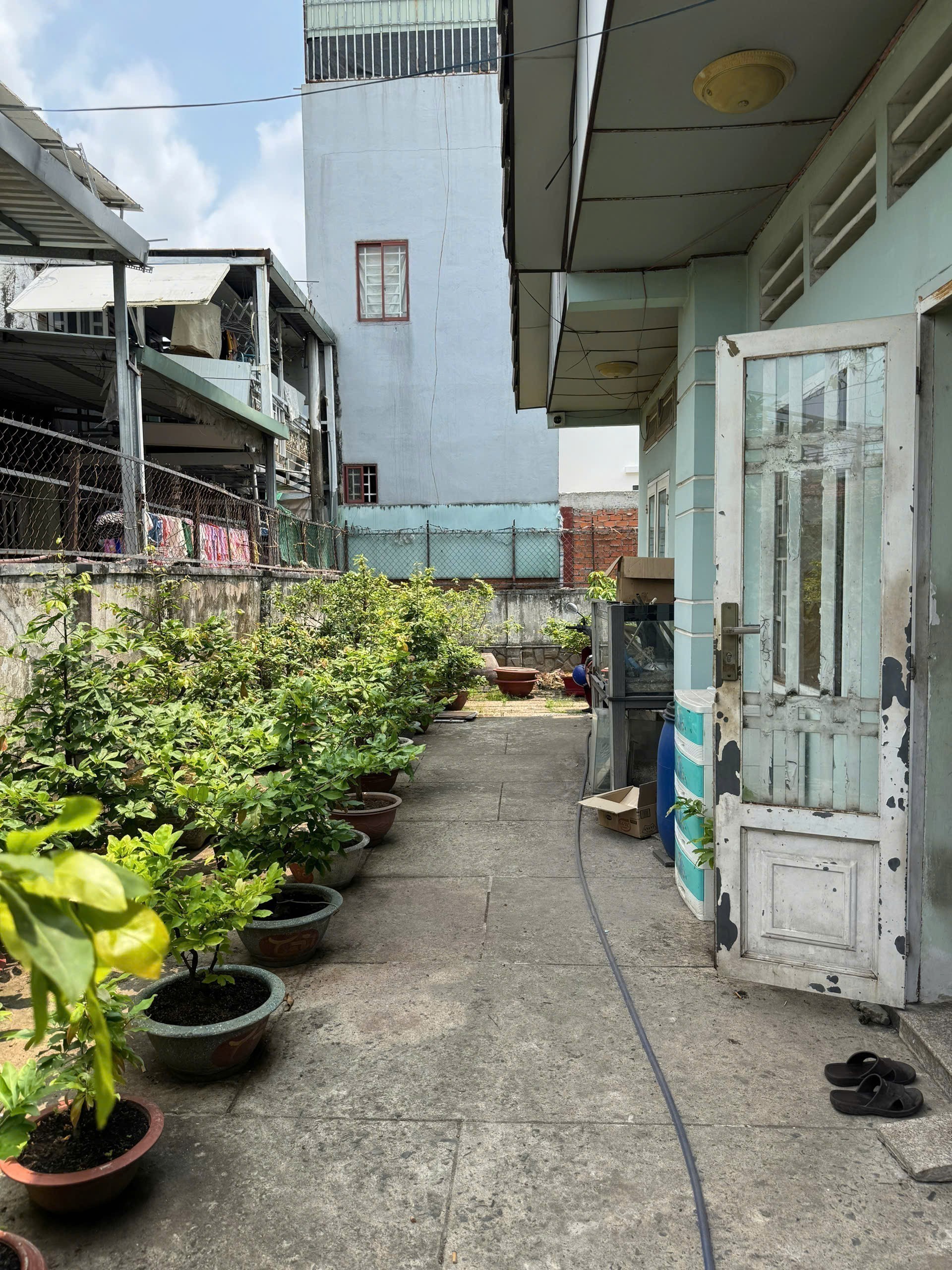 Cho thuê Biệt thự Quận 9, Hồ Chí Minh, Diện tích 600m², Giá Thương lượng 7