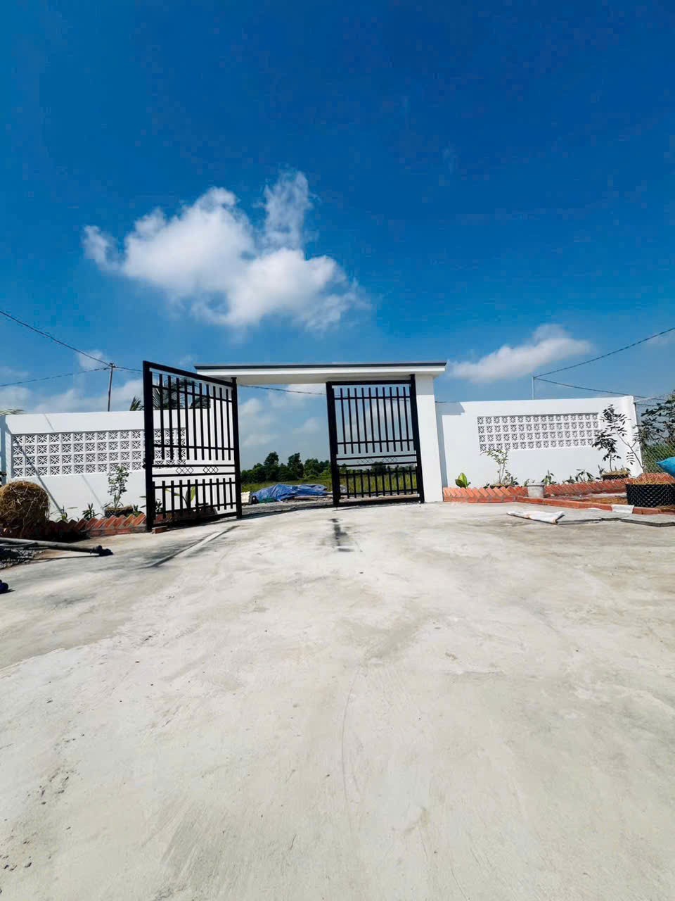 Bán nhà vườn mới xây có vườn cây ao hồ xã Tân Thành, Thủ Thừa tdt 1000m2 giá 1,39 tỷ 9