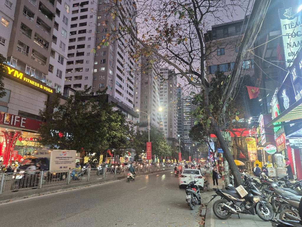 Mặt phố Vũ Trọng Phụng, Thanh Xuân 20 tỷ kinh doanh đỉnh,cho thuê sầm uất 2