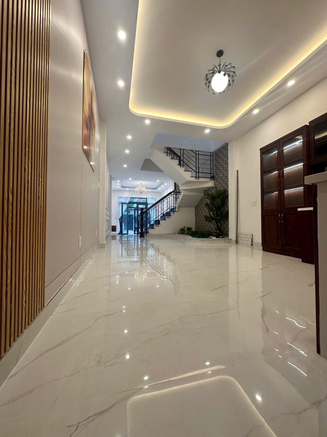 HÀNG HOT TÂN KIỂNG Q7 - NHÀ MỚI ĐƯỜNG PHAN HUY THỰC Dt: 4x19m.3 tầng mới,Giá 16.9 Tỷ
