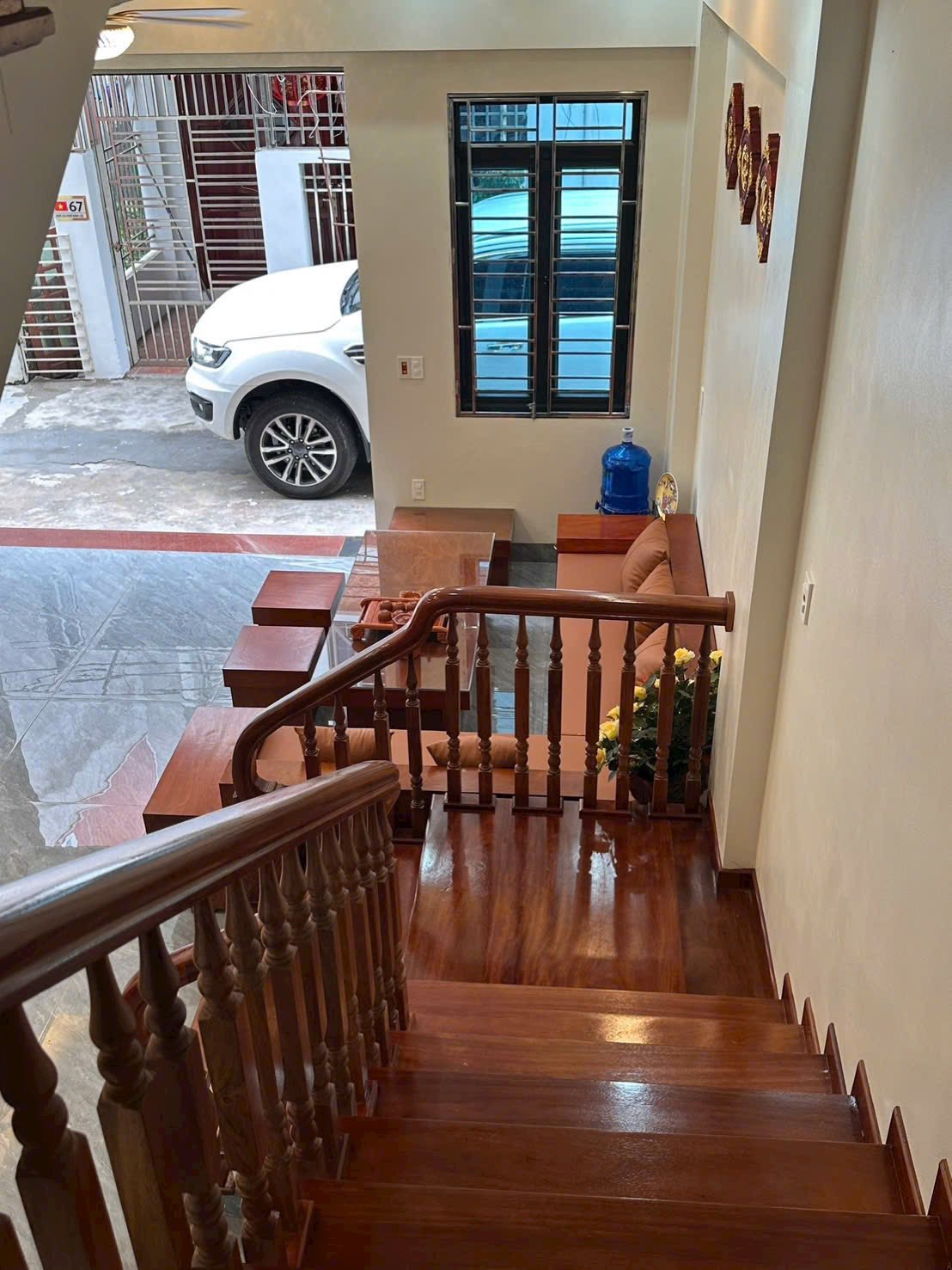 Bán nhà 3 tầng ngõ phố Hồ Tùng Mậu, ph Tân Bình, TP HD, hơn 40m2, 3 ngủ, 3 vs, ngõ oto, chỉ 2.98 tỷ 2