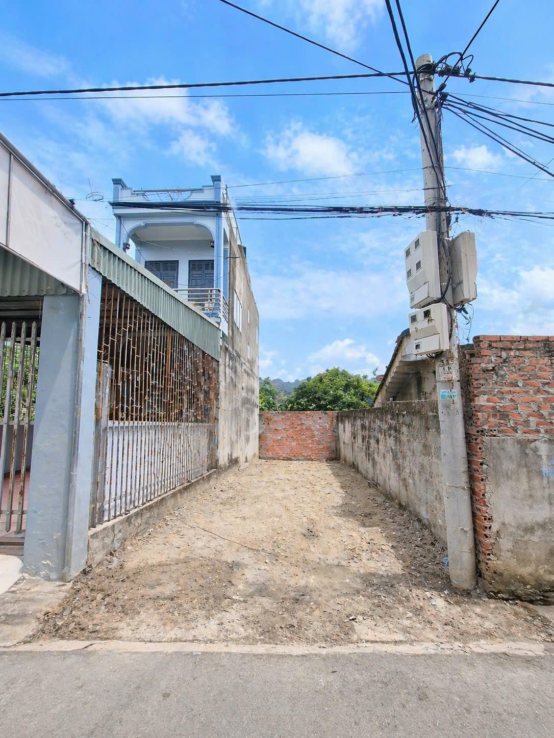 Đất nền Việt Hòa Hải Dương 94.8m2 hướng Nam sát QL5 giá chỉ 1.X tỷ